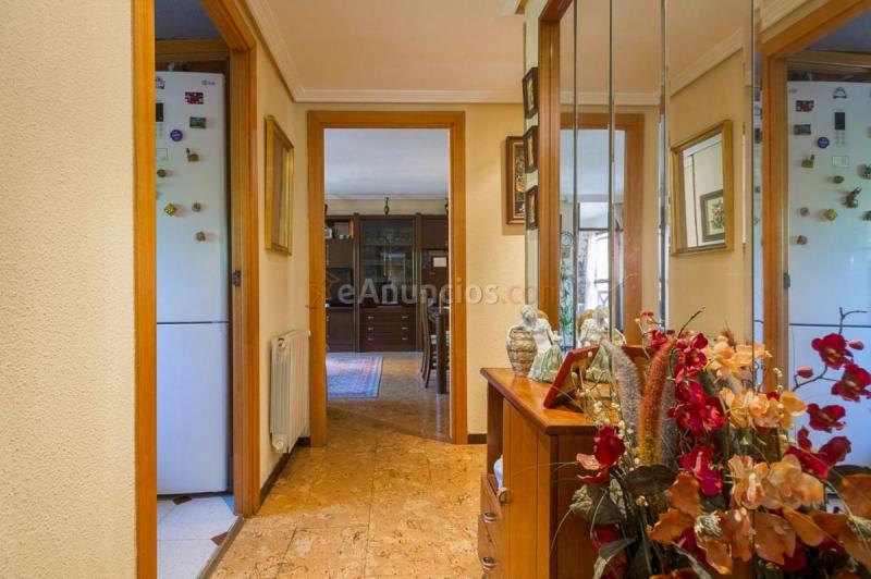 Apartamento en venta en  San Blas, Madrid