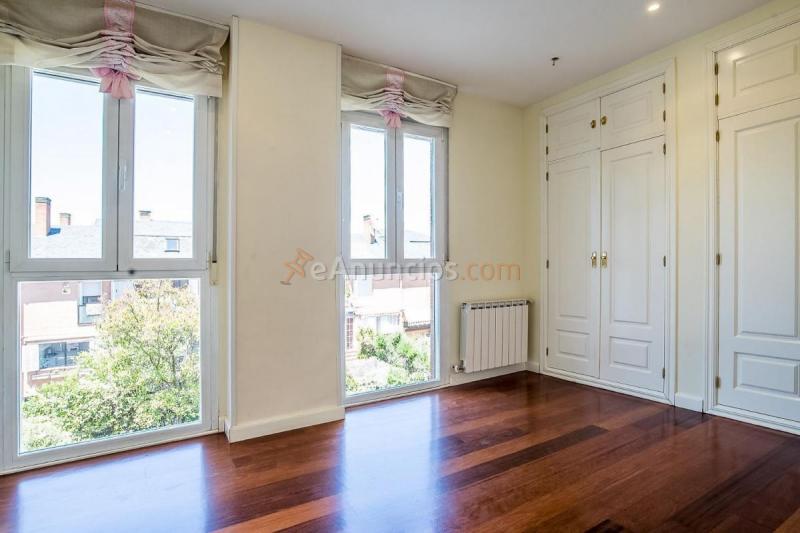 Adosado en venta en  Somosaguas, Pozuelo de Alarcón