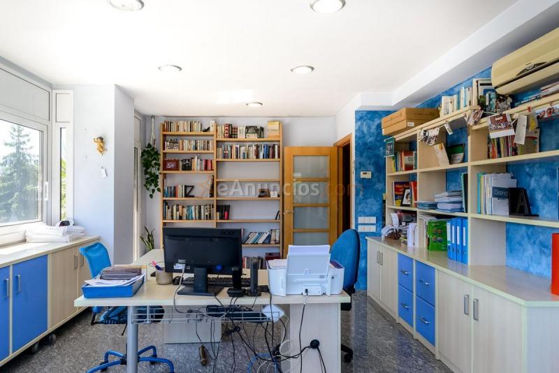 Adosado en venta en  Olot