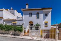 Adosado en venta en  Puerto de la Torre, Málaga