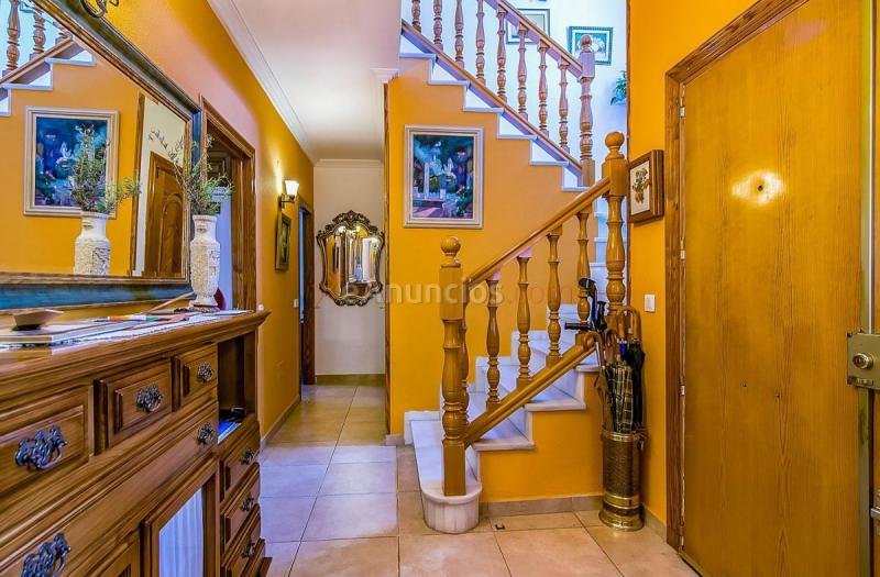 Adosado en venta en  Puerto de la Torre, Málaga