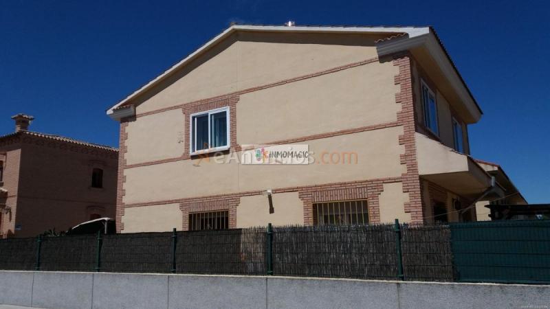Casa en venta en  Novés