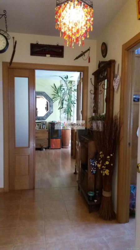 Casa en venta en  Novés