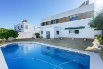 Adosado en venta en  Zona Colegio Europa, Espartinas