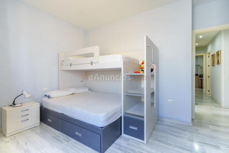 Adosado en venta en  Zona Colegio Europa, Espartinas