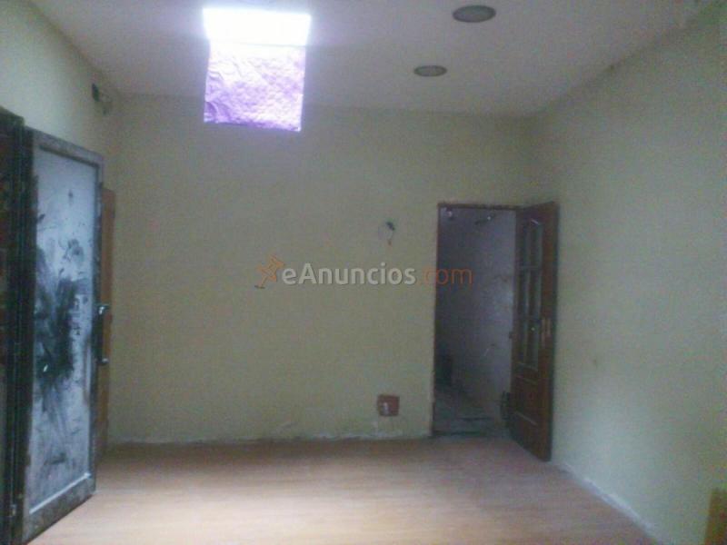 Local Comercial en venta en Calle Doctor Urquiola, Carabanchel, Madrid