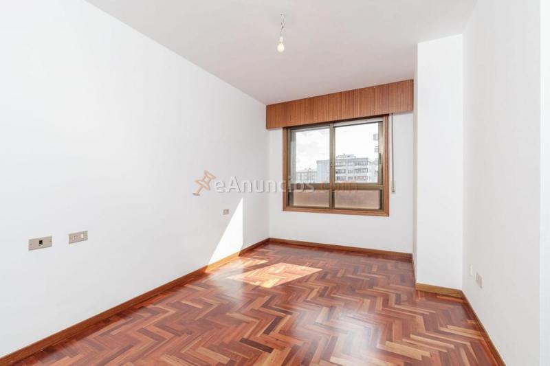 Apartamento en venta en  Centro urbano, Vigo