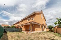 Adosado en venta en  Talavera la Nueva