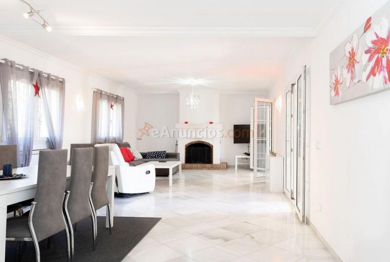 Adosado en venta en  Marbella Pueblo, Marbella