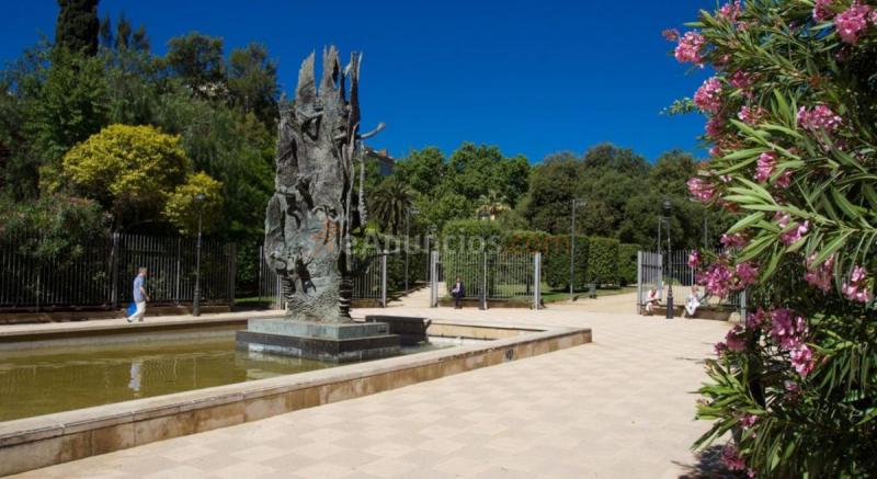 Local Comercial en alquiler en  Milanesat, Sarri-Sant Gervasi, Barcelona