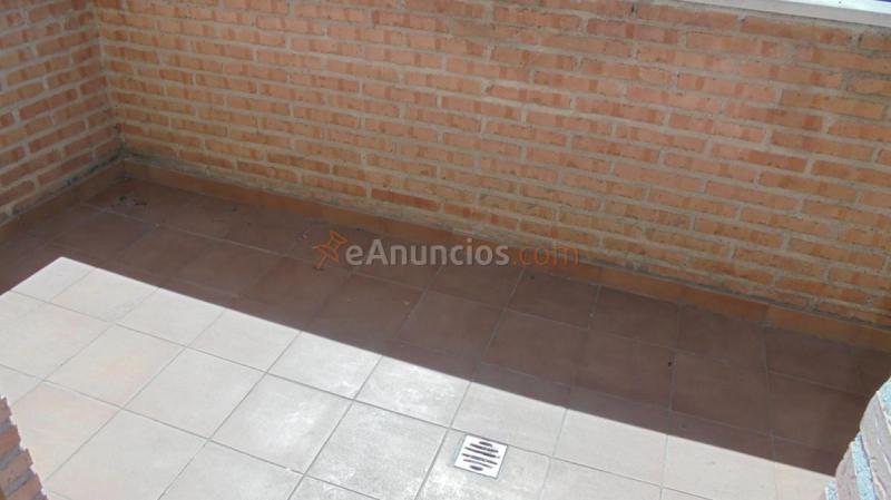Adosado en venta en  Esquivias