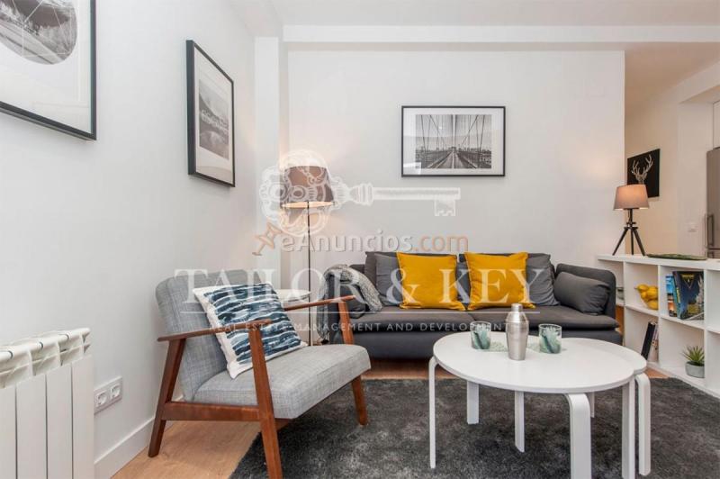 Apartamento en alquiler en Calle de Enrique Larreta, Chamartín, Madrid