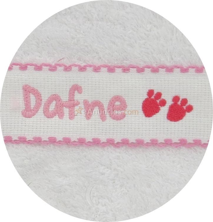 Babero pequeño punto de cruz 159