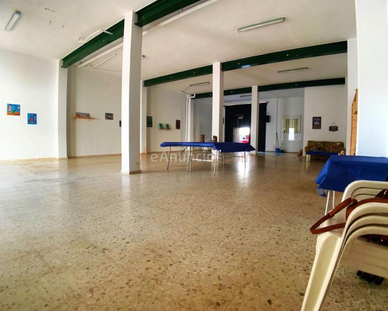 Local Comercial en venta en  Olivares