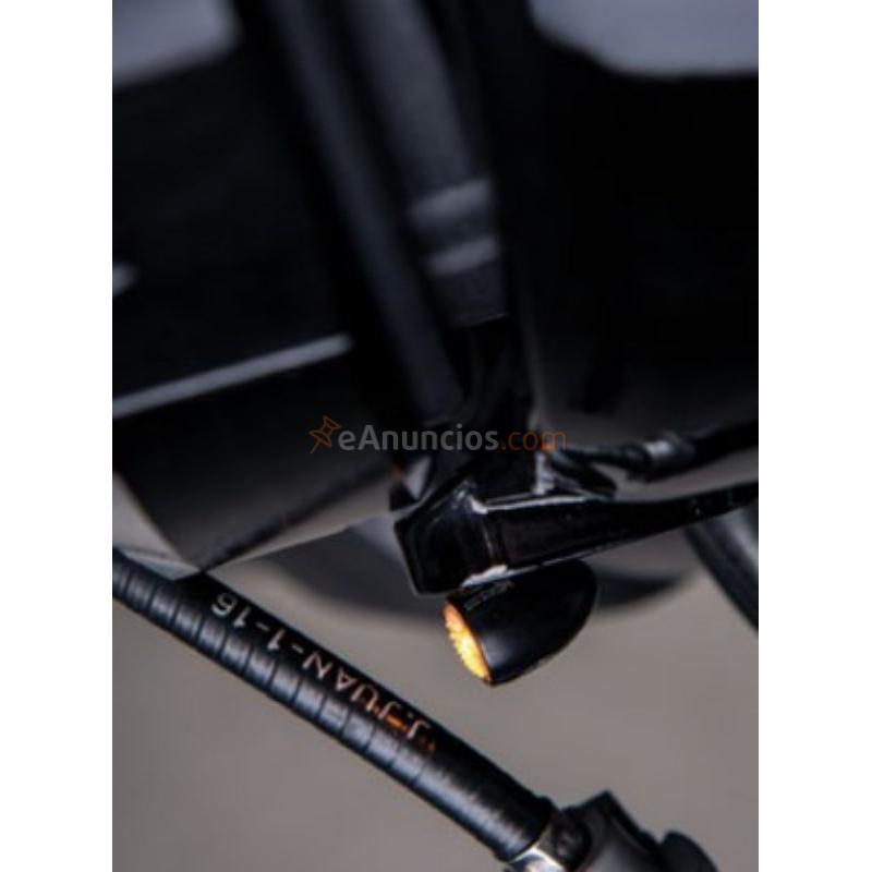 INTERMITENTE LED NEGRO KELLERMAN BULLET ATTO