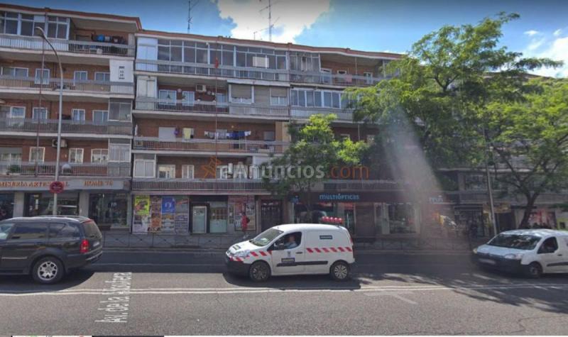 Local Comercial en venta en Avenida de la Albufera, Puente de Vallecas, Madrid