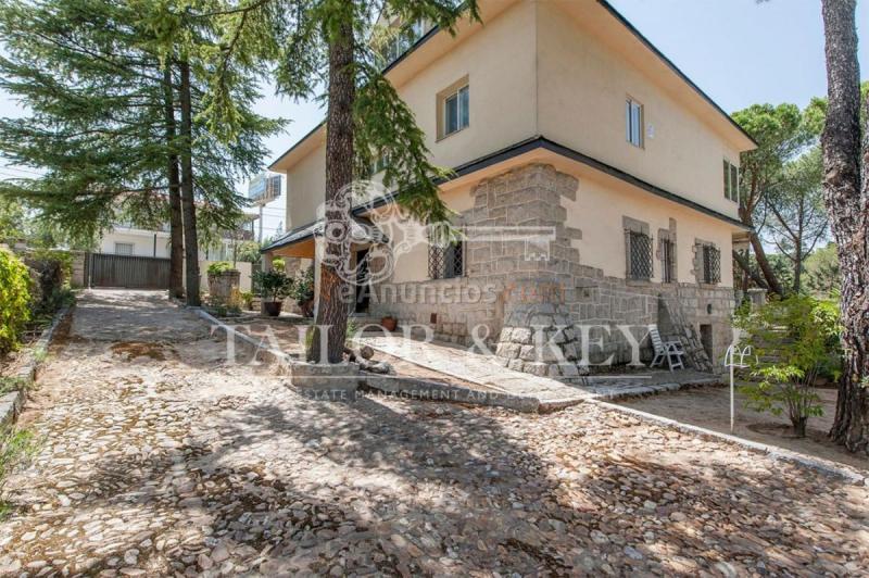 Adosado en venta en Calle Rufino Sanchez, Las Matas- Peñascales, Las Rozas de Madrid