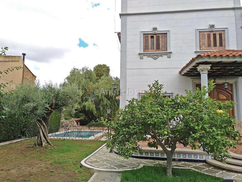 Adosado en venta en  Zona El Vedat-Santa Apolonia, Torrent