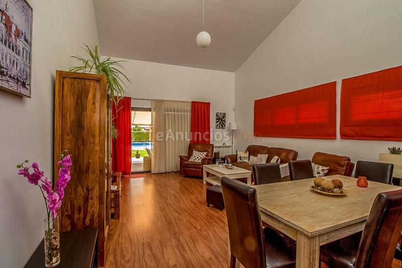 Adosado en venta en  Carrion de Calatrava