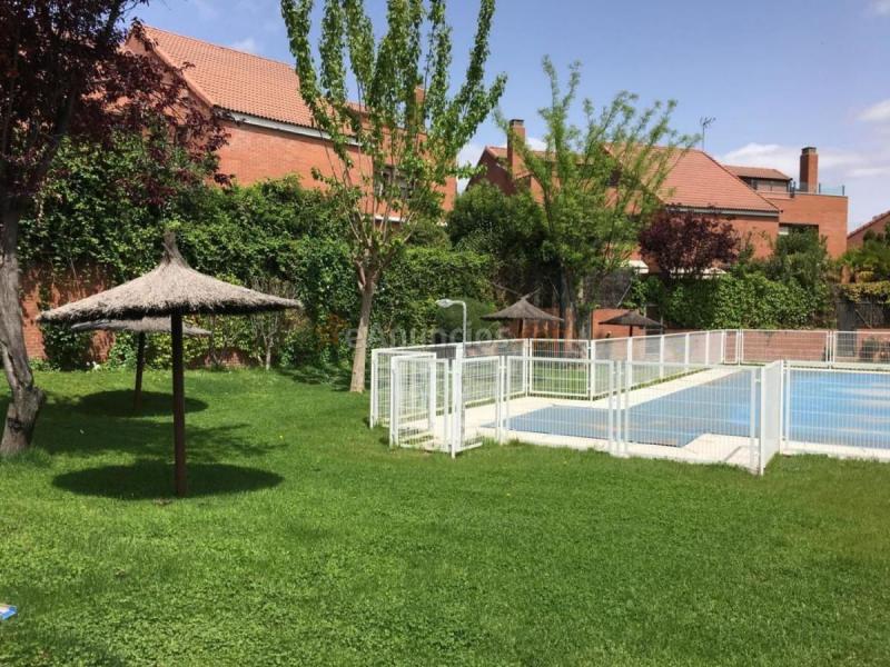 Casa en alquiler en  El Soto de la Moraleja, La Moraleja