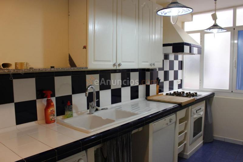 Apartamento en alquiler en  Parque San Fernando, San Isidro - Los Almendros, Alcalá de Henares