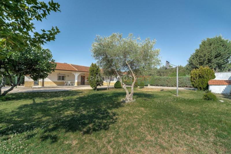 Casa en venta en  Serracines