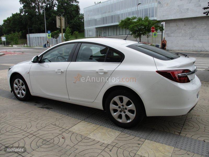 Opel Insignia 1.6CDTI Business 136cv de 2017 con 105.000 Km por 13.900 EUR. en Cantabria