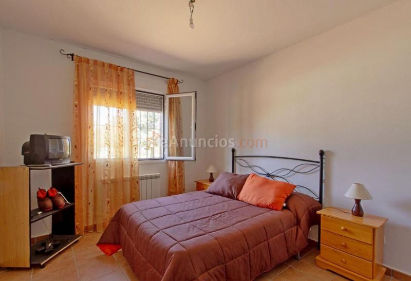 Adosado en venta en  San Roman de los Montes