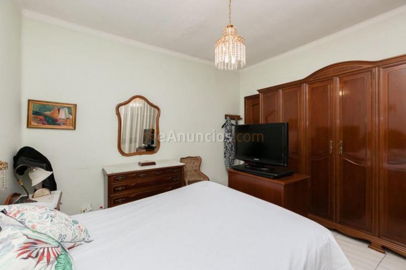 Adosado en venta en  La Creu Alta, Sabadell