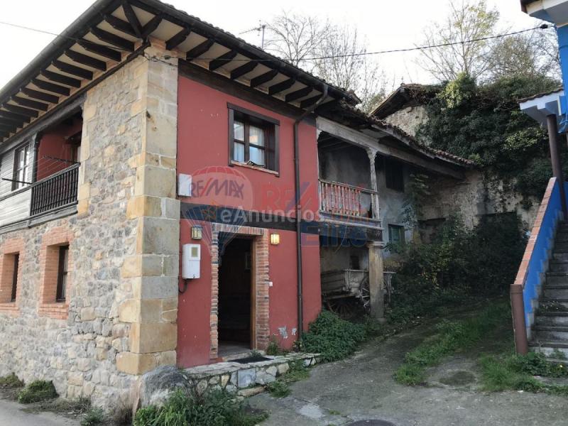 Casa Rural en venta en  Llenín, Cangas de Onís