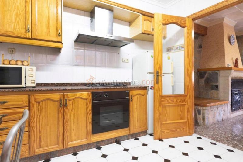 Adosado en venta en  Estubeny