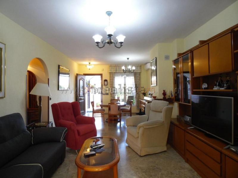 Casa en venta en  Chilches