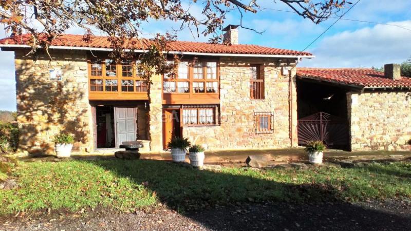 Adosado en venta en  Ermita Nuestra Señora de las Mercedes, Colunga