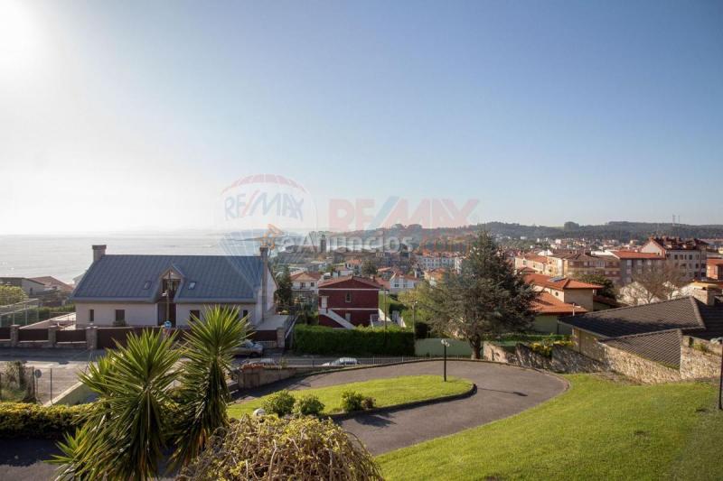 Adosado en venta en Cuesta La, Luanco - Aramar - Antromero, Gozón