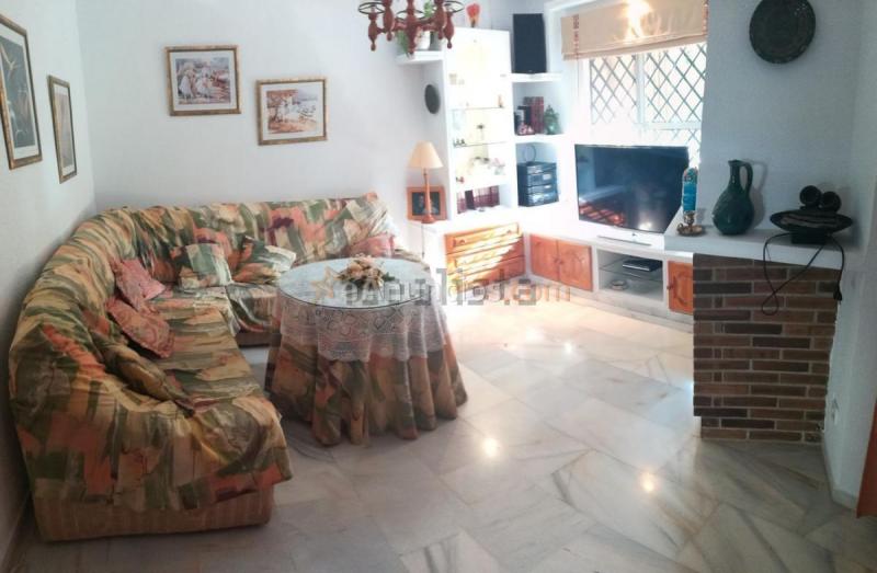 Casa en venta en  Benajarafe