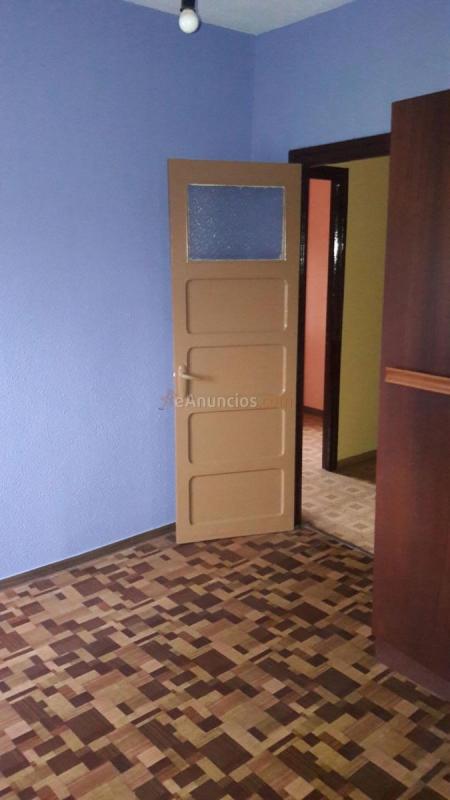 Adosado en venta en  FERROÑES, Llanera