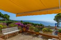 Adosado en venta en  Grifeu - Cap Ras - Els Estanys, Llan