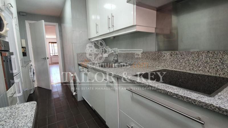 Atico en alquiler en Calle de Bretón de los Herreros, Chamberí, Madrid