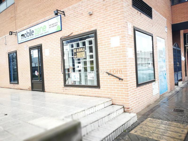 Local Comercial en alquiler en Calle de Gazaperas, El Arroyo - La Fuente, Fuenlabrada