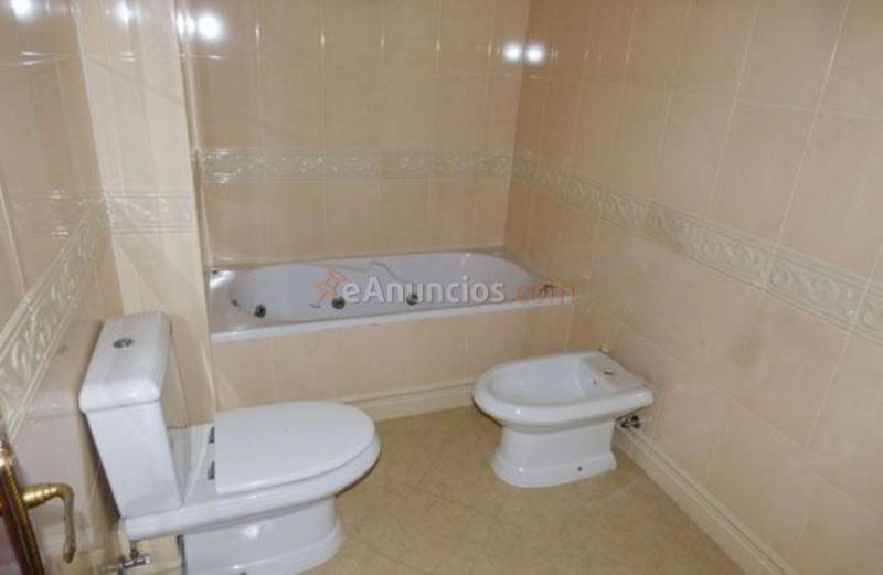 Apartamento en venta en  Malagueñas, Zona Hispanidad-Vivar Téllez, Vélez-Malaga