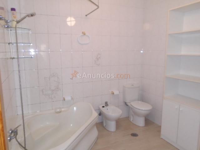 Priegue. Piso en planta baja con garaje individual