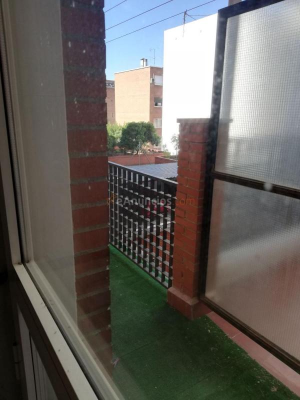 Apartamento en venta en  Angel González Tejedor, Ciudad Lineal, Madrid