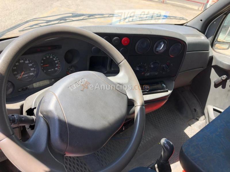 Furgón IVECO 35S9 7m3