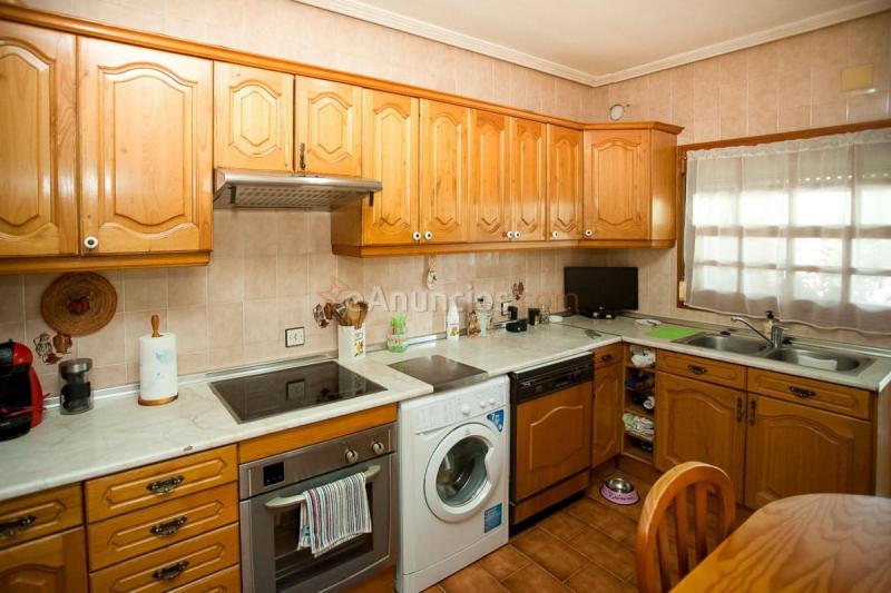 Adosado en venta en  Argés