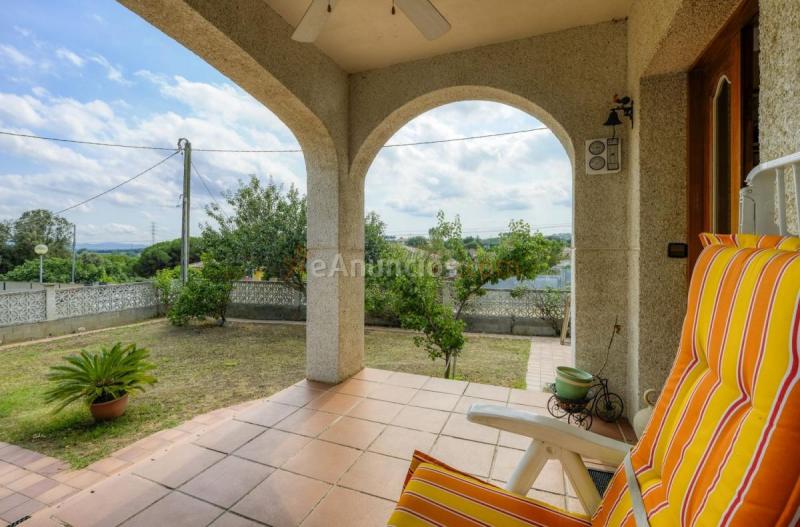 Adosado en venta en  Palau-Solit i Plegamans