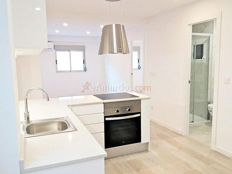 Apartamento en venta en Calle del Monestir de Poblet, Campanar, Valncia