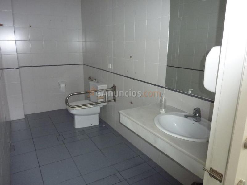 Local Comercial en alquiler en  Juan de Austria, Alcalá de Henares