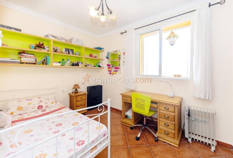 Adosado en venta en  El Rinconcillo - San José Artesano, Algeciras