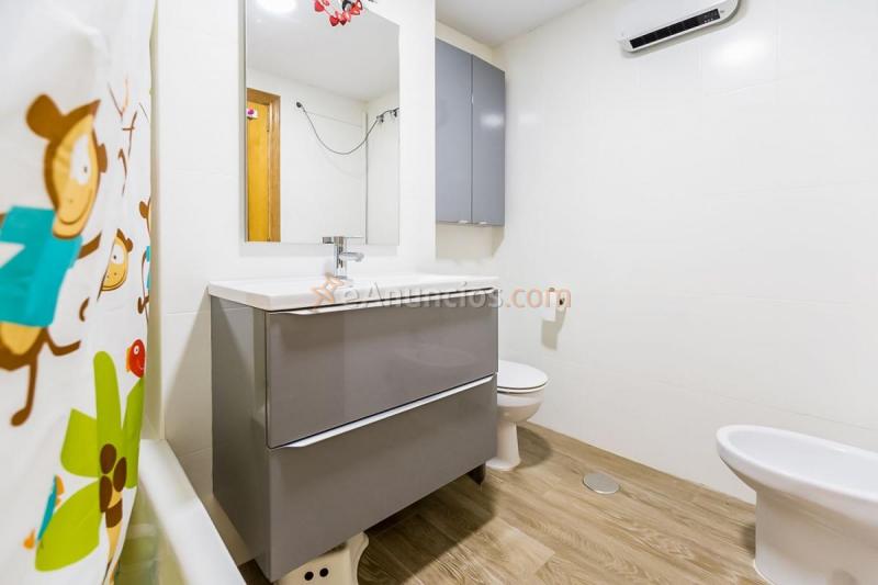 Apartamento en venta en  Barrio San Luis - Los Molinos, Almería