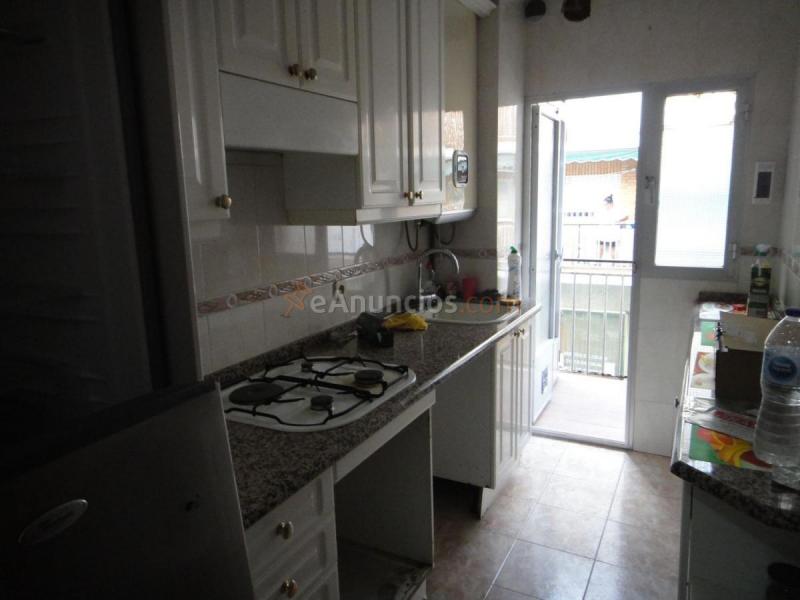 Apartamento en venta en Calle del Discóbolo, San Blas, Madrid